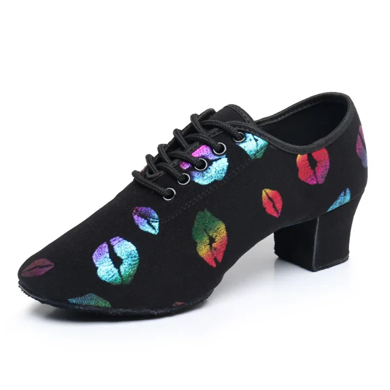 танцевальная обувь на высоком каблуке, кроссовки, женская обувь для бальных латиноамериканских танцев, женская черная танцевальная обувь с закрытым носком, принт для губ3