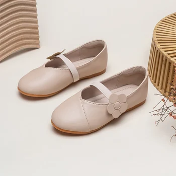 Новая модная кожаная обувь для девочек, весна-осень, удобная повседневная обувь из искусственной кожи с круглым носком, дышащая детская обувь с милым цветком